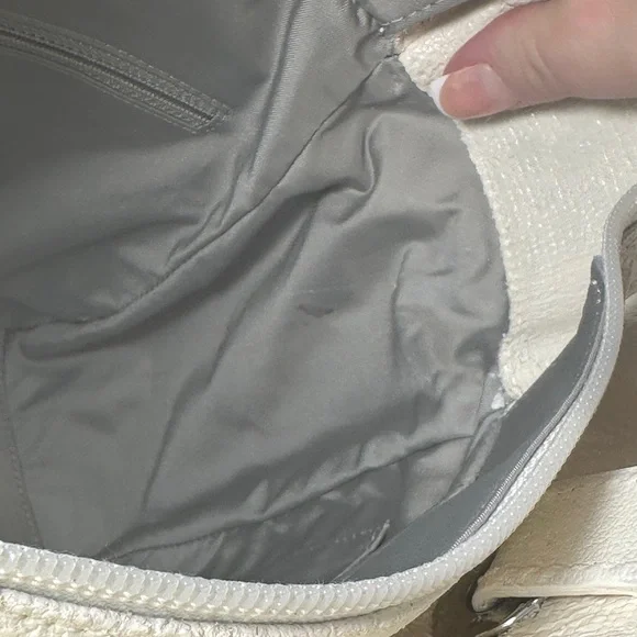 CHANEL Ivory Quilted Tote Bag - Picture 12 of 16